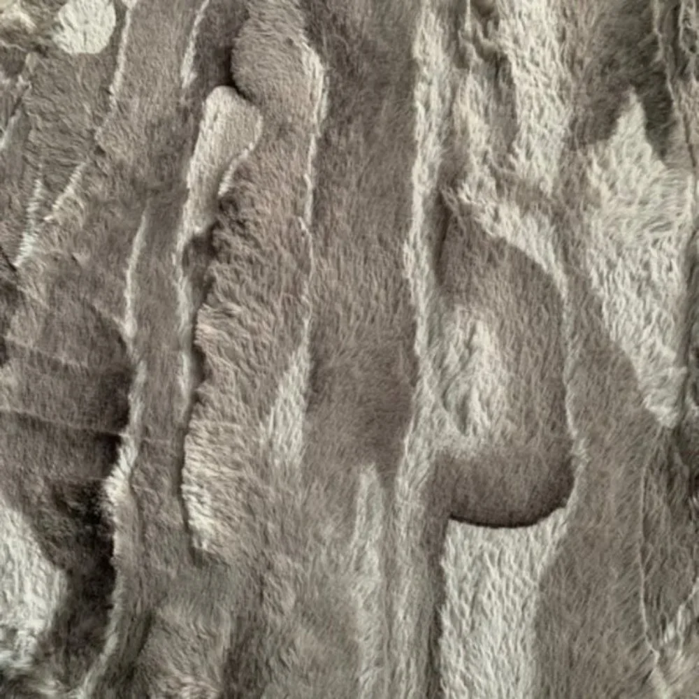 Lovesac Footsac Silver Liger Phur Blanket - Picture 3 of 3